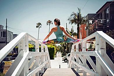 《胜利女神》纪念联动《剑星》 6月17日直播公布新情报